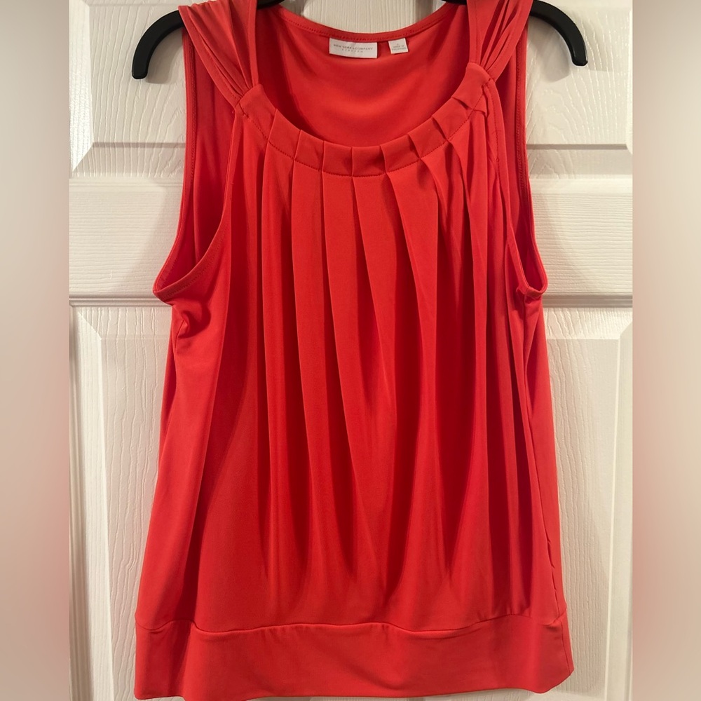 Elegant Red Sleeveless Top